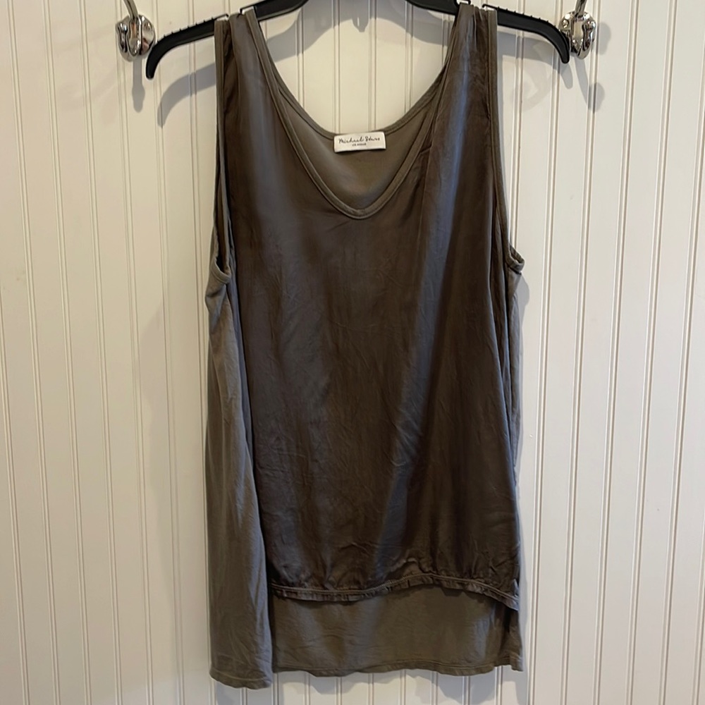 NWOT Michael Stars Women's‎ One Size (US 0-12) Shine Double Front Vee Neck Tank!
